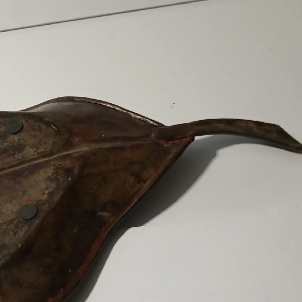 Leaf-Shaped Decorative Tray